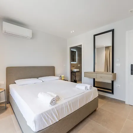 Ionian Sol By Pikhost Lägenhet