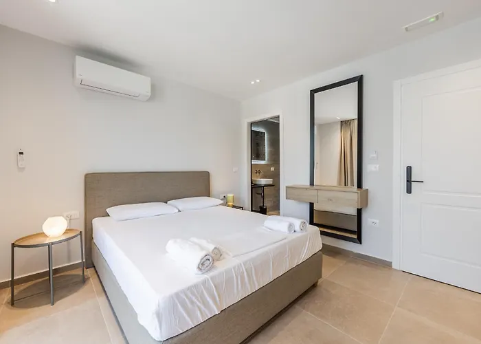 Ionian Sol By Pikhost 公寓